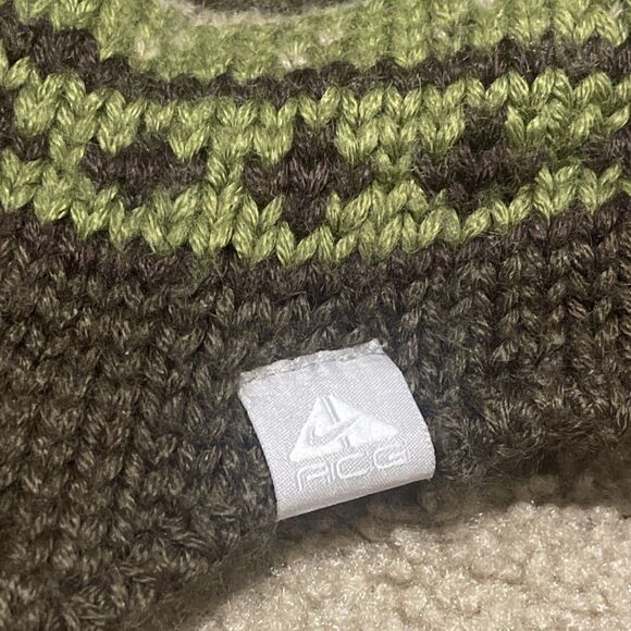 Nike ACG Beanie Hat Winter Cap Womens Brown Ear Flaps Tassels Knit Fleece Lined - Picture 2 of 4